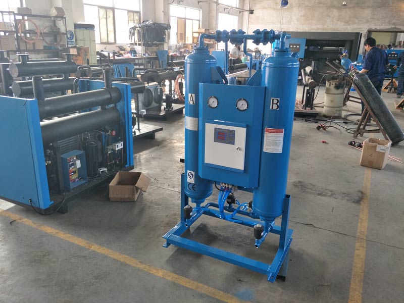 吸附干燥機的維護保養(yǎng)應(yīng)該怎么做？